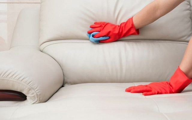 Bật mí cách vệ sinh ghế sofa bằng da tại nhà siêu đơn giản Cách bảo quản, vệ sinh ghế sofa tại nhà - Nội thất gỗ óc chó Anh Vũ
