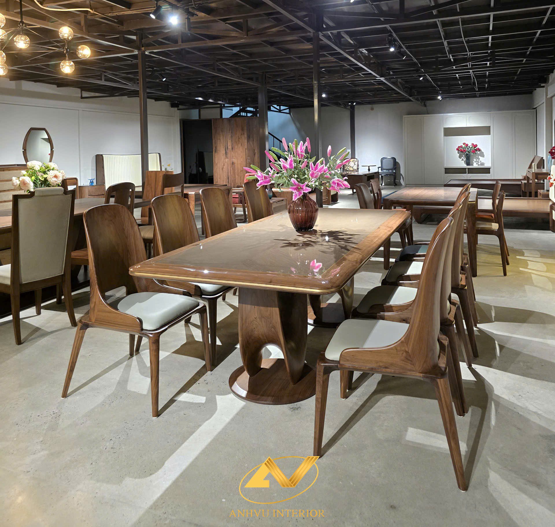 Nội thất biệt thự gỗ óc chó - Khẳng định đẳng cấp vượt thời gian Showroom gỗ óc chó tại Hà Nội