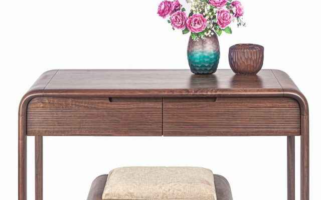Tổng hợp các mẫu bàn phấn gỗ óc chó thiết kế sang trọng và tinh tế cho phòng ngủ Tổng hợp các mẫu bàn phấn gỗ óc chó thiết kế sang trọng và tinh tế cho phòng ngủ